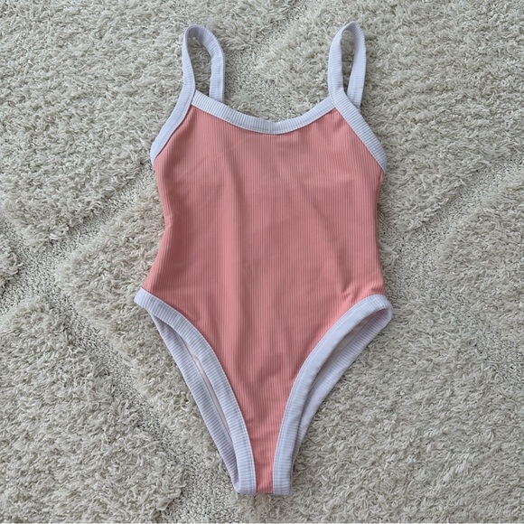 Koleha Peach Border One Piece